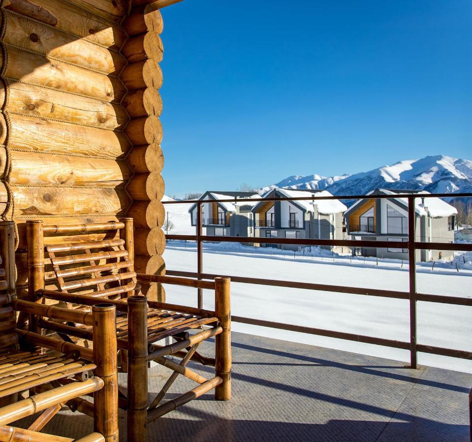 Snow Time Eco Chalet Gudauri Zewnętrze zdjęcie