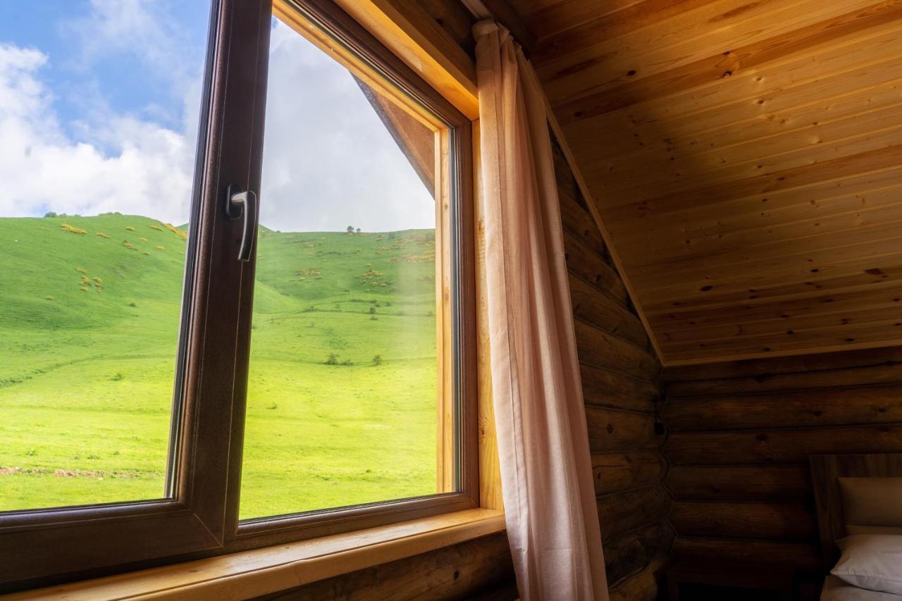 Snow Time Eco Chalet Gudauri Zewnętrze zdjęcie